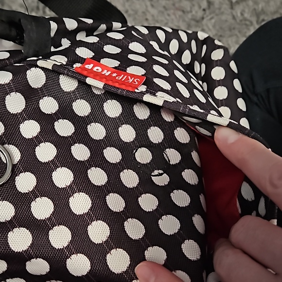 Skip hop diaper bag - Picture 4 of 11